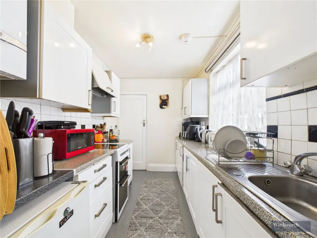 Property photo 2 of 12