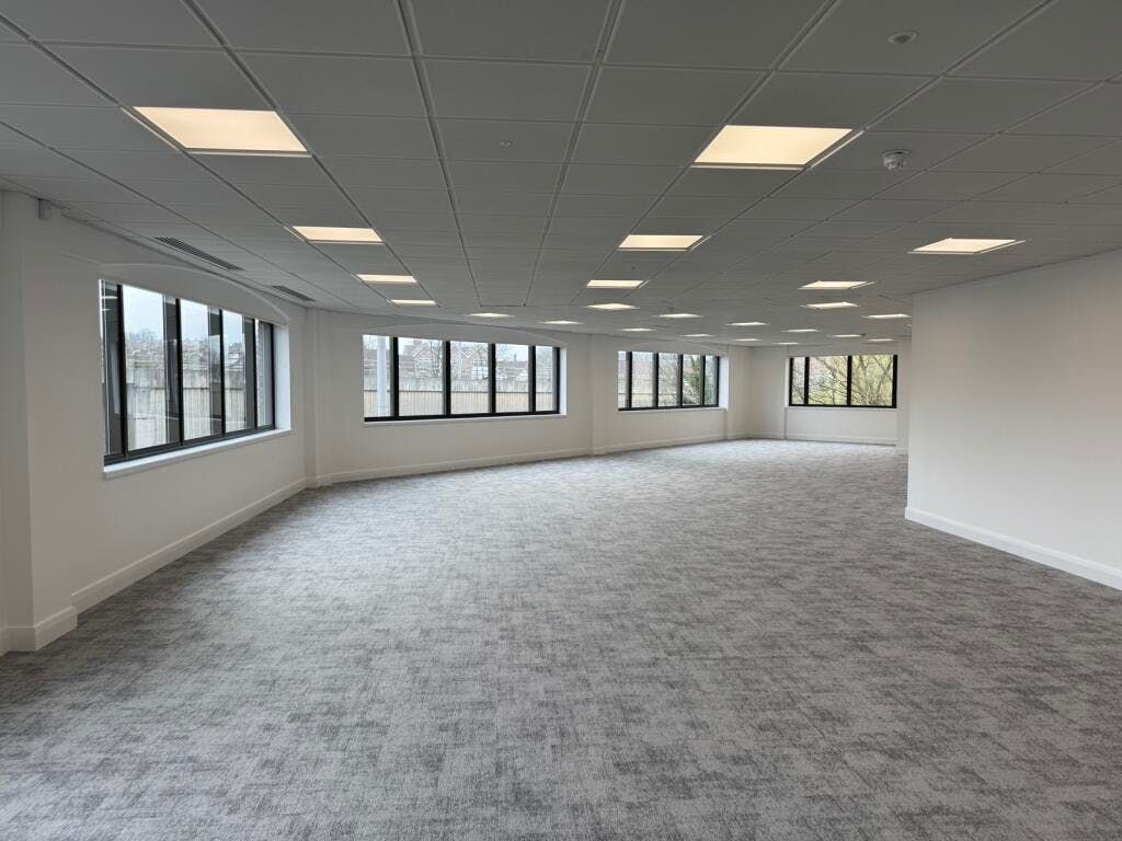 Property photo 3 of 10 182708_26863Lh_Img_10_0000.Jpeg