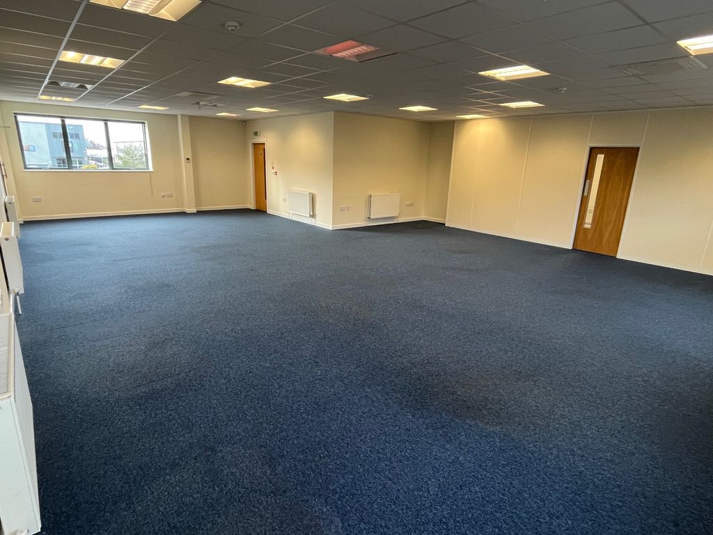 Property photo 3 of 6