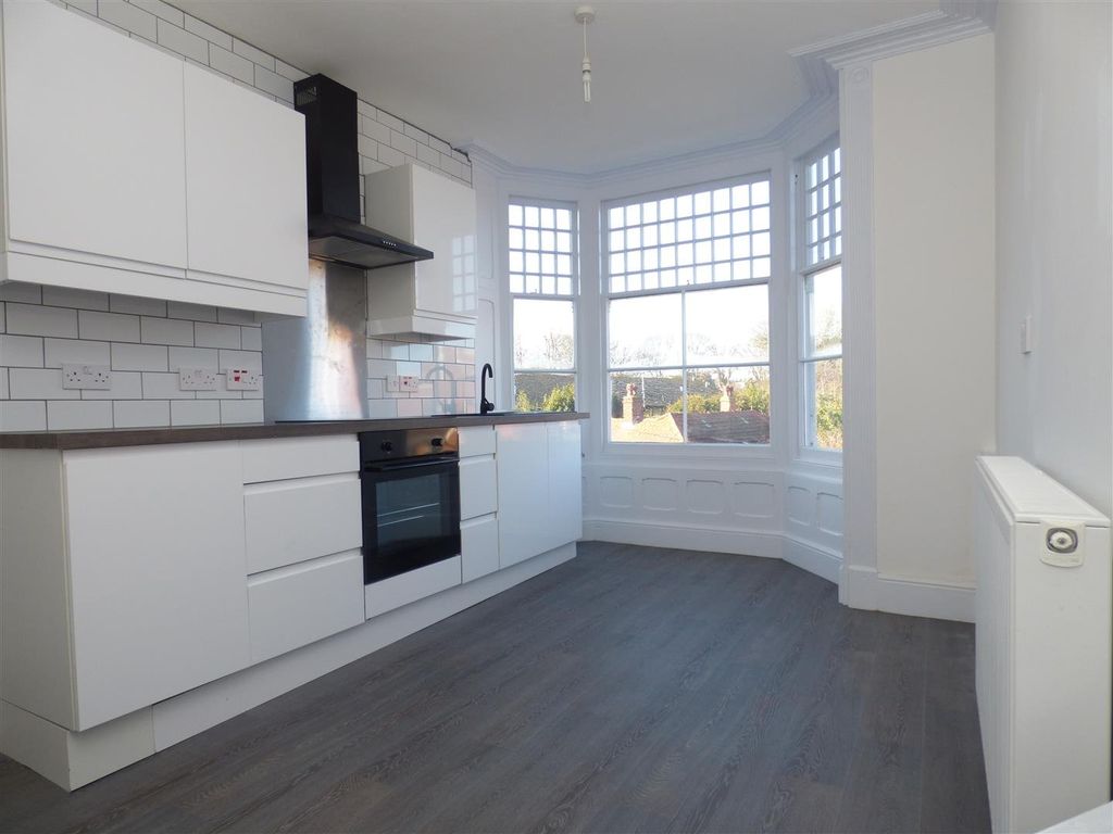 Property photo 2 of 7 Picture 2