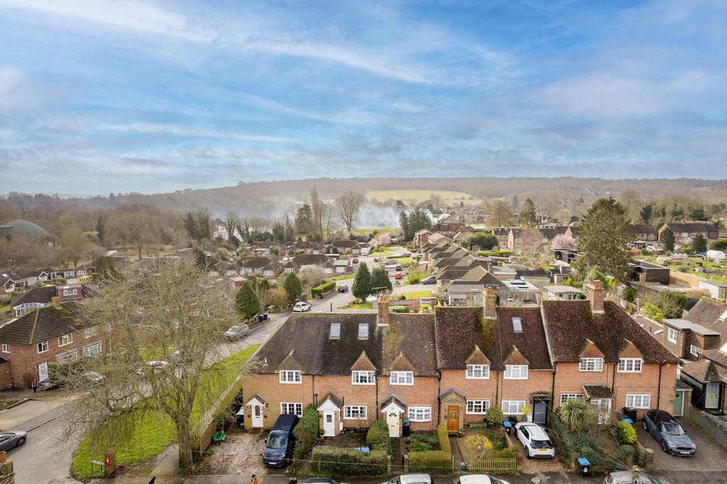 Additional image 18 of 3 bed terraced house for saleSalisbury Road, Godstone RH9