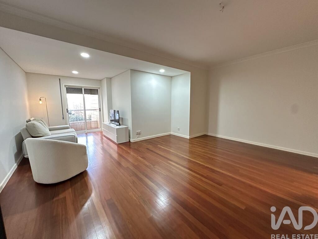 Property photo 2 of 29