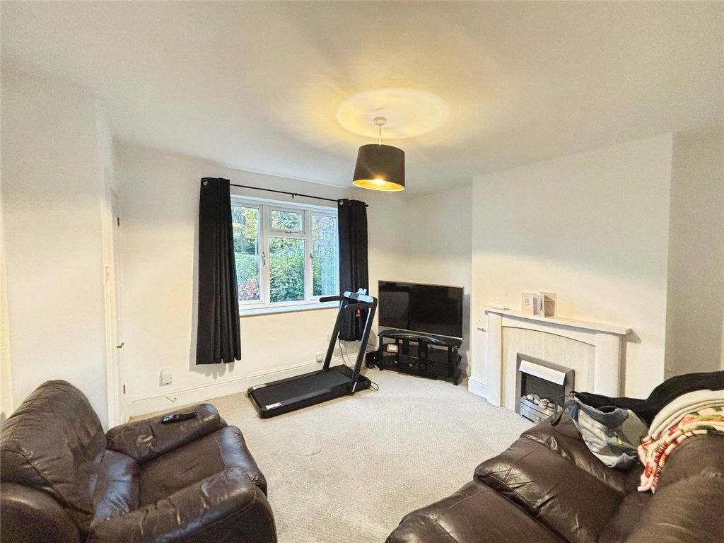 Property photo 2 of 10 Lounge