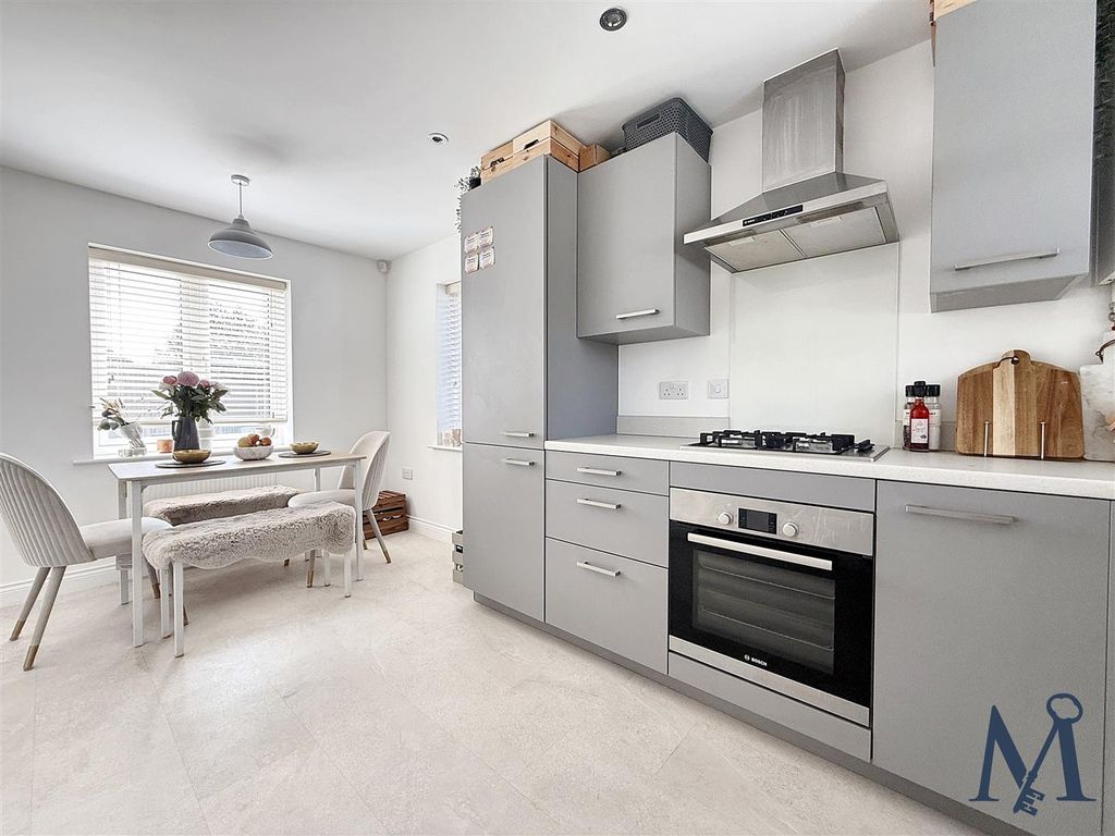 Property photo 2 of 20 Kitchen Diner