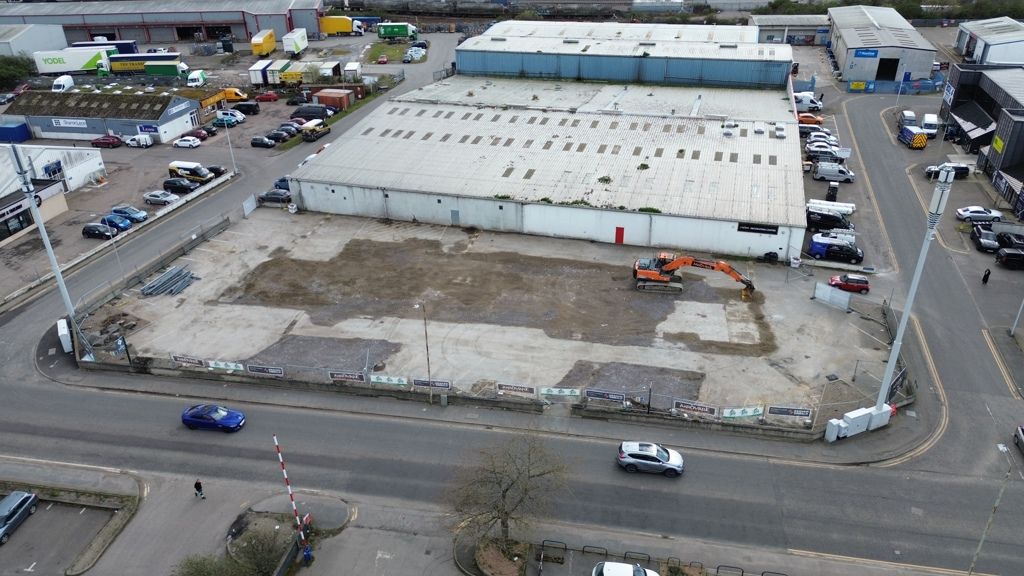 Property photo 3 of 4 Photo 18