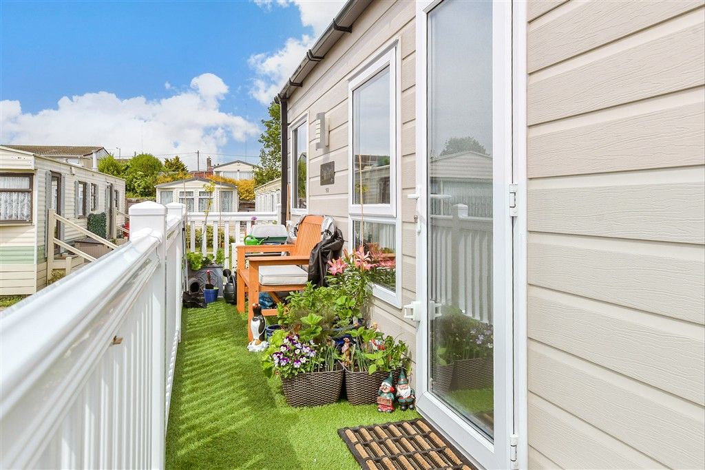 Property photo 2 of 8 Balcony / Terrace