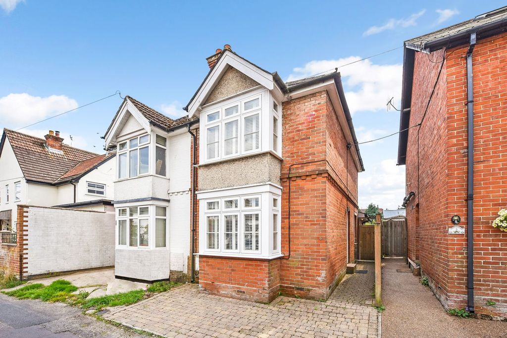 Property photo 2 of 16