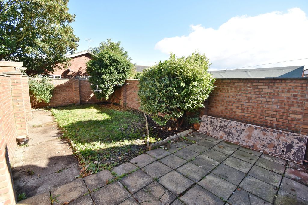 Additional image 19 of 3 bed terraced house for salePoppy Cottage, 17 Queens Road, Sutton-On-Sea, Mablethorpe LN12