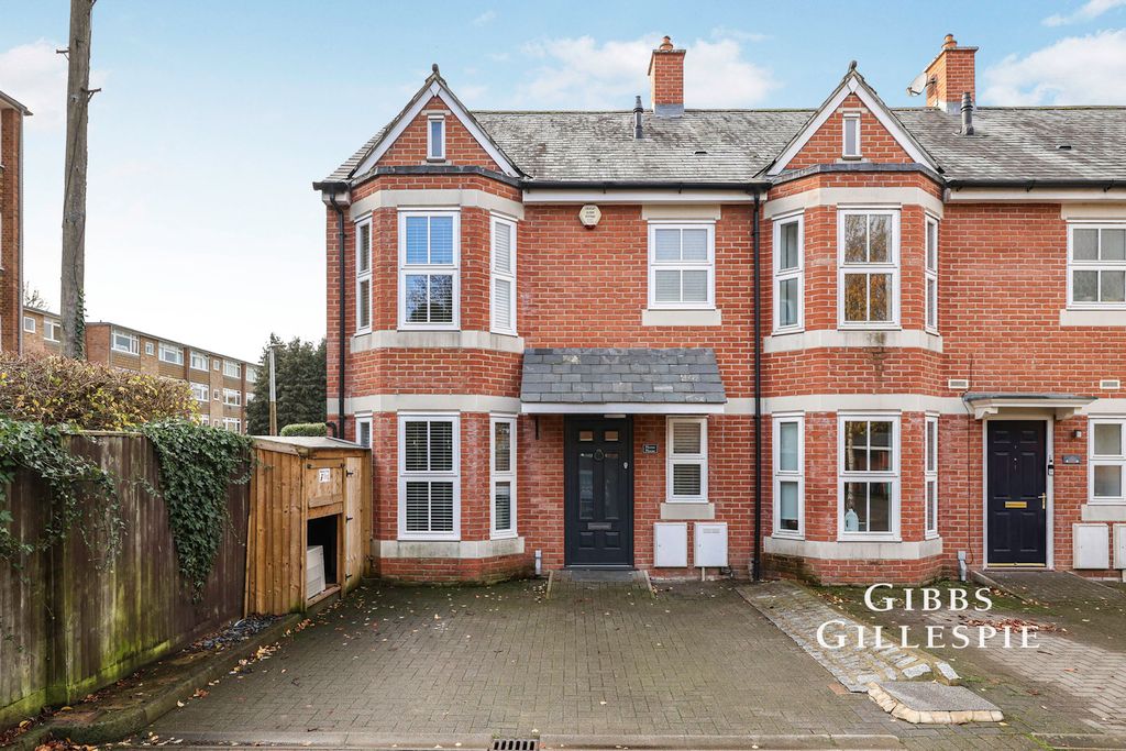 Property photo 1 of 10 Photo