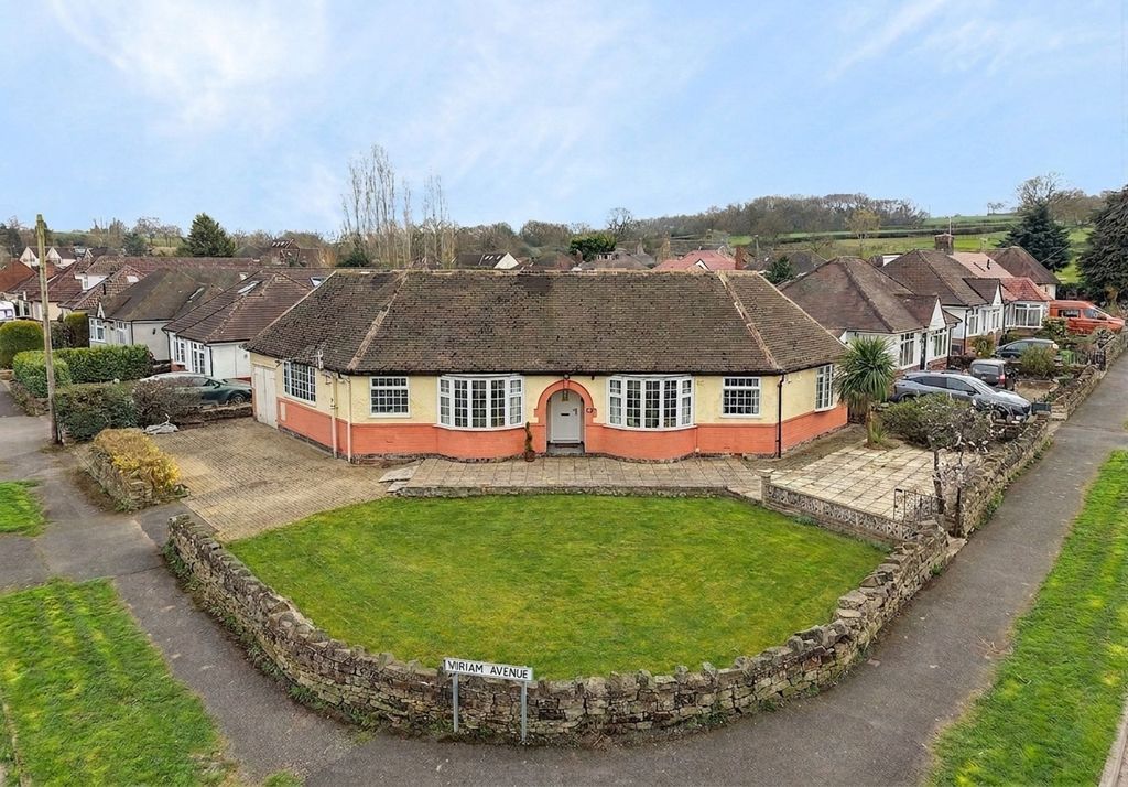 Property photo 2 of 21