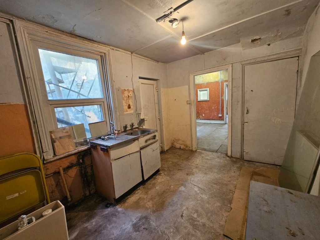 Property photo 2 of 10 Image 2