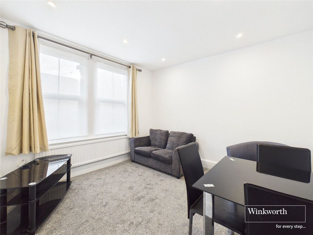 Property photo 2 of 7 Picture No. 18