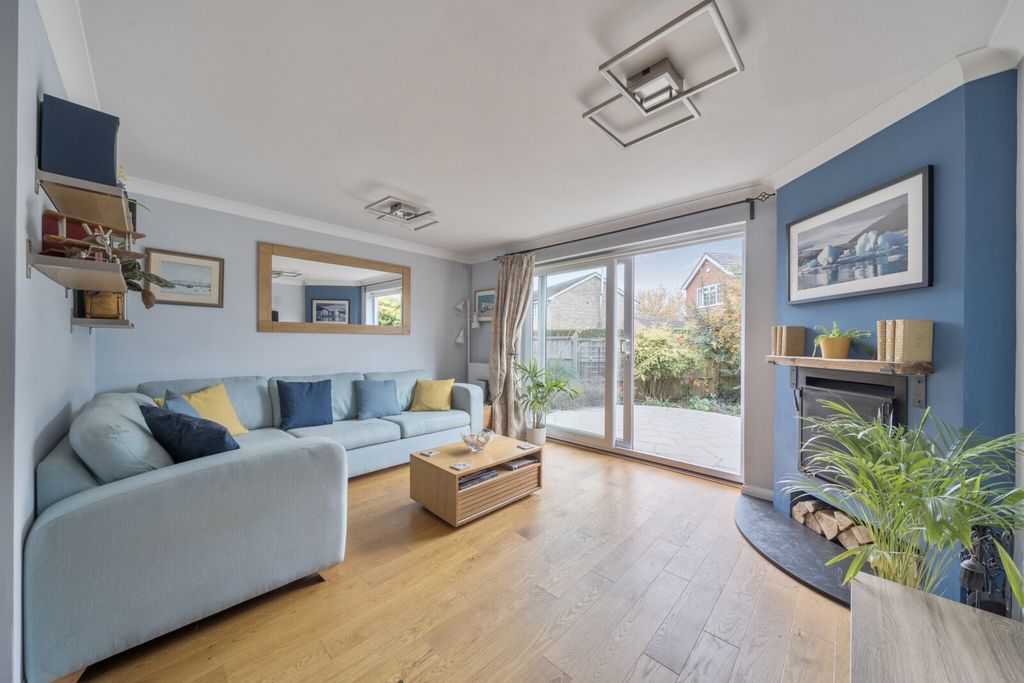 Property photo 2 of 19 Picture No. 33