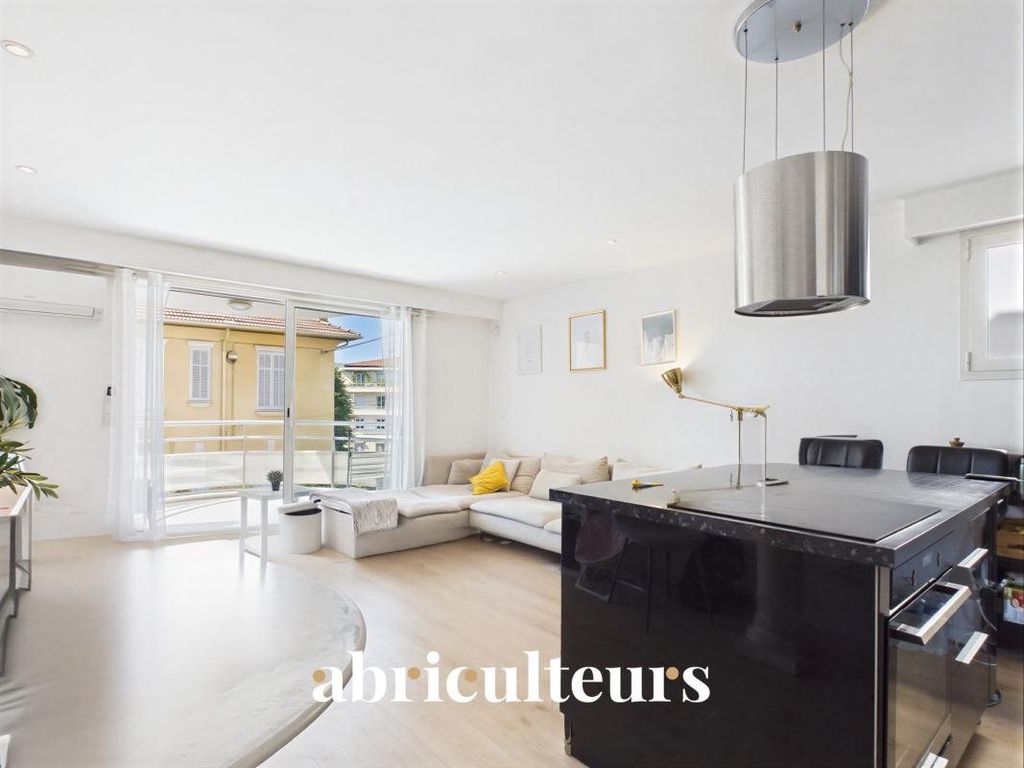 Property photo 1 of 13 3 Rooms With Terrace-Garden In Le Cannet – Ideal Location