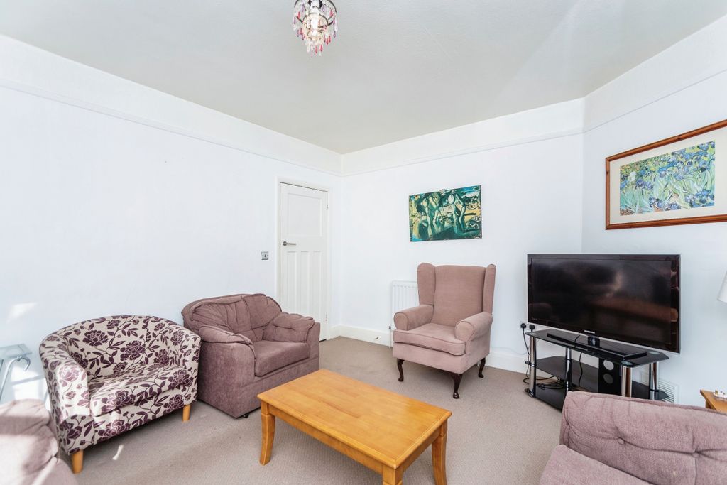 Property photo 3 of 12 Photography