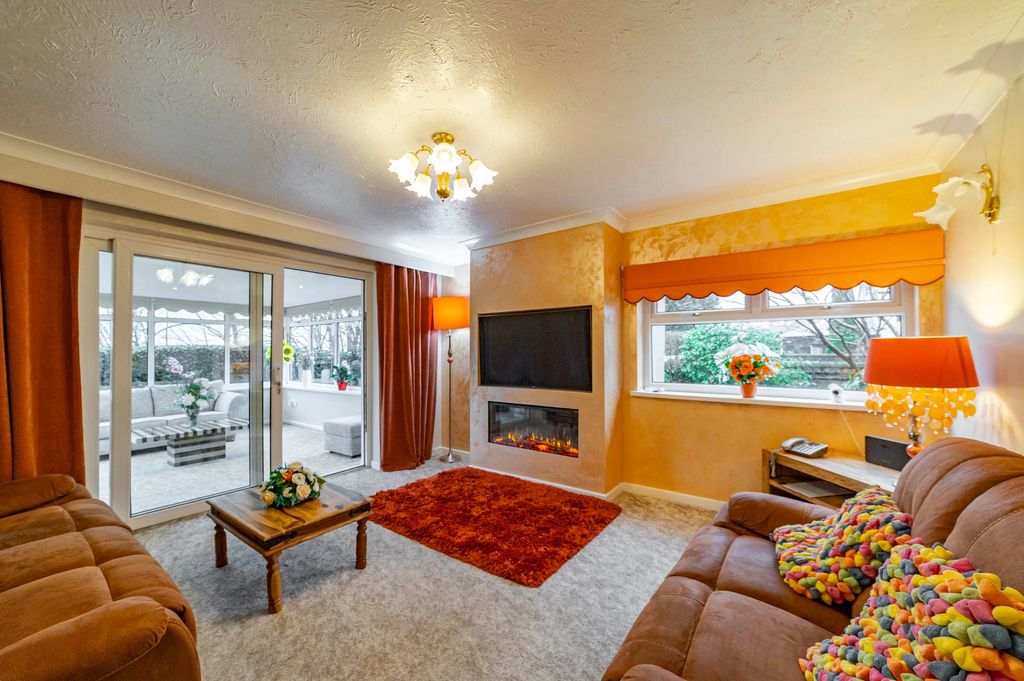 Additional image 5 of 2 bed bungalow for saleDevonshire Close, Heywood OL10