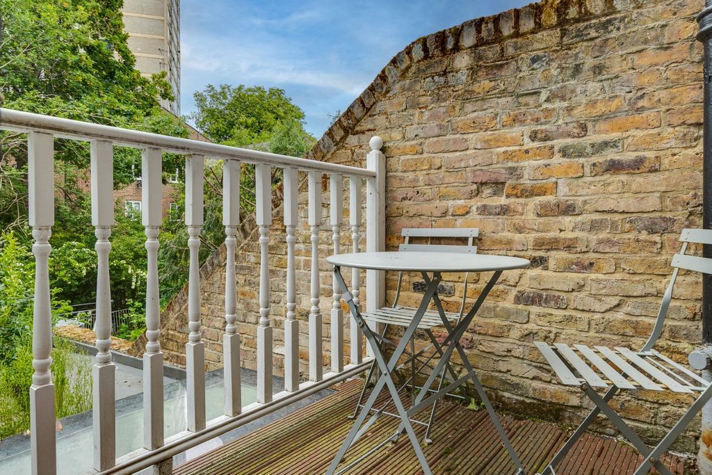 Property photo 2 of 8 Picture No. 03