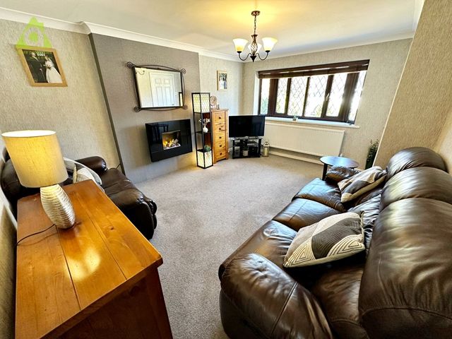 Property photo 3 of 21