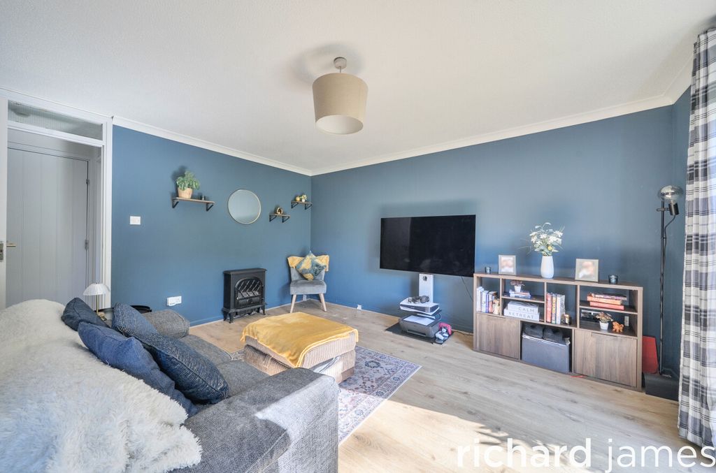 Property photo 2 of 12 1c44A932Bdef41B1B3d3425831424d7F