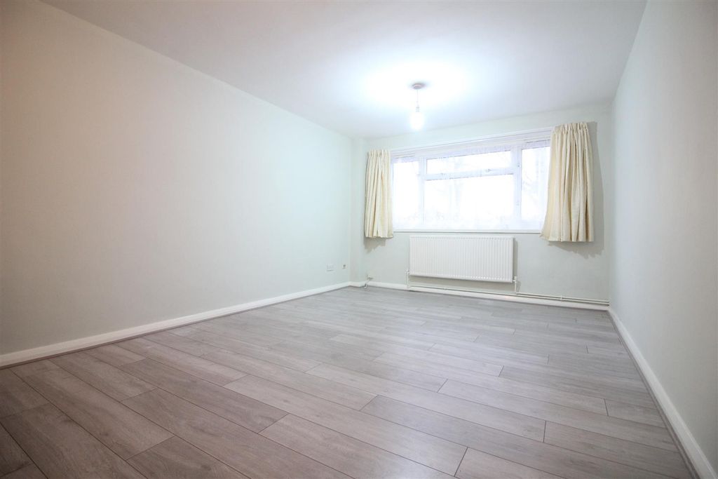 Property photo 2 of 6 044F79Bf-37B0-41C4-9Bfb-2106E79A7455.Jpeg