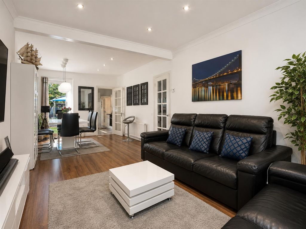 Property photo 3 of 17 585Ea822-3E4E-439A-Afd0-B1Ab77Bfd042.Png