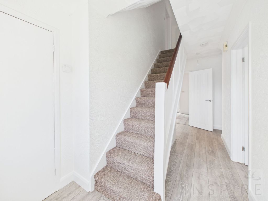 Additional image 15 of 4 bed detached house to rentFarhalls Crescent, Horsham RH12