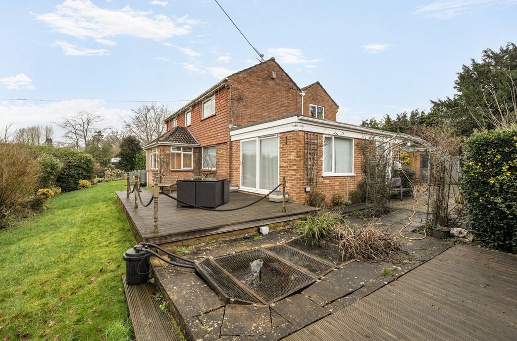 Property photo 2 of 20 1407898-26-698c74...