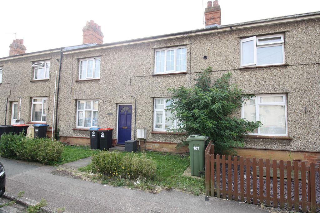 Property photo 1 of 18