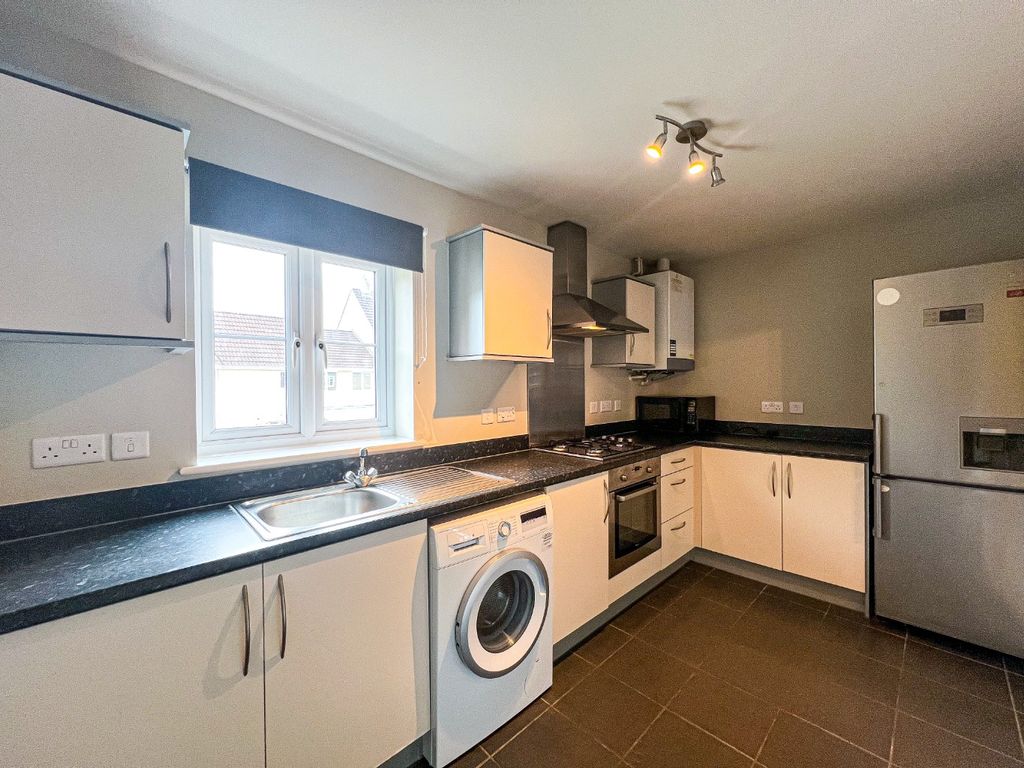 Property photo 2 of 10 3294344