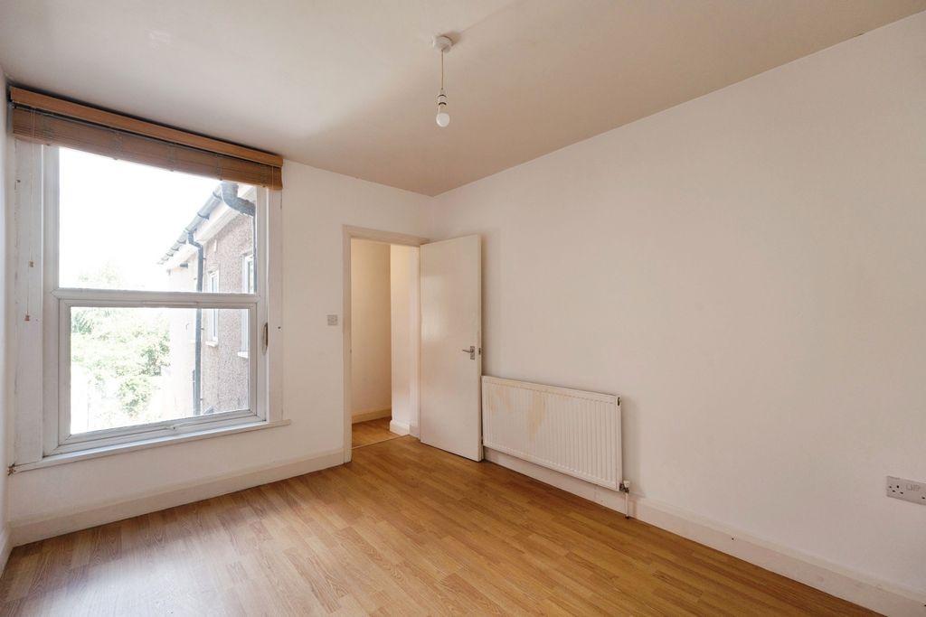 Property photo 2 of 9 Pbox-Img.Jpg