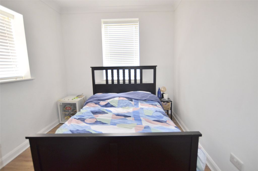 Property photo 3 of 16 Picture No. 02