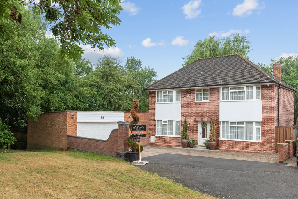 Property photo 1 of 30