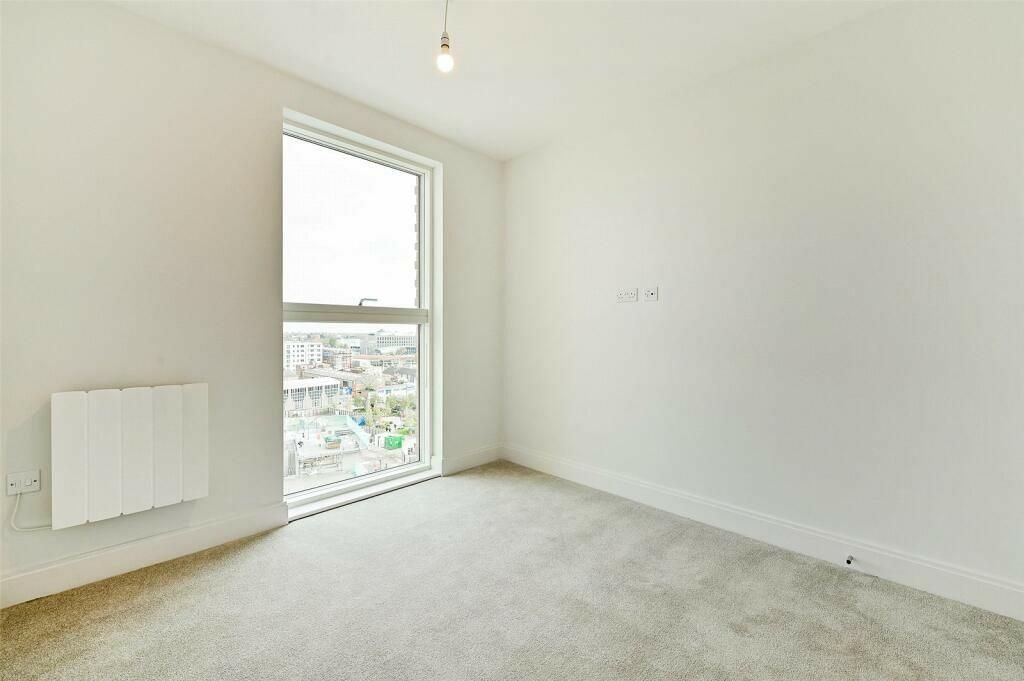 Property photo 2 of 6