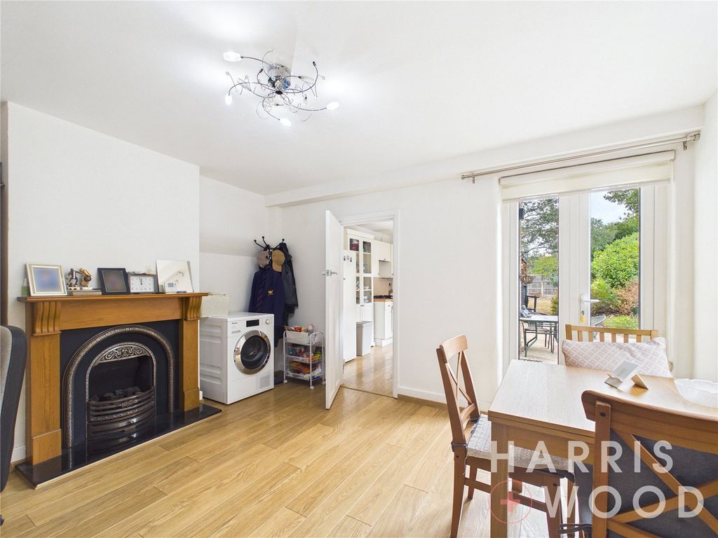 Property photo 2 of 27 Picture No. 20