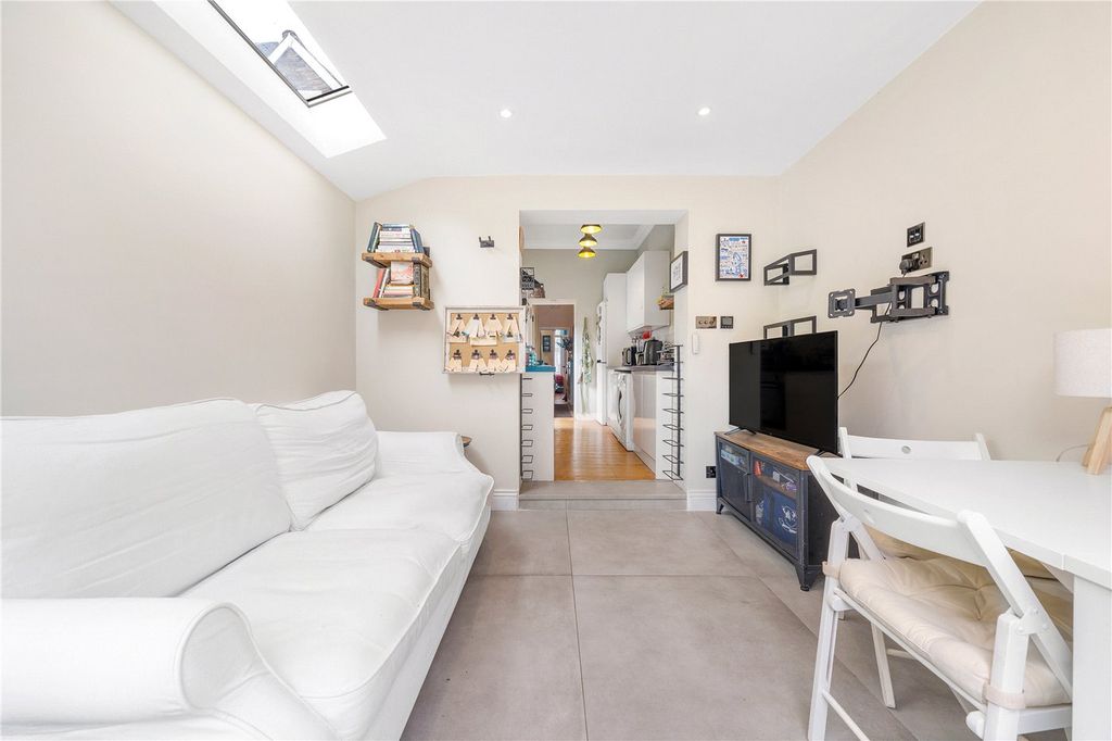 Property photo 3 of 12 Reception Room