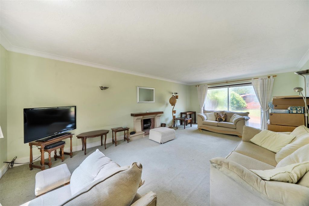 Property photo 3 of 20 1464650-3-6A16F16B0c3Aa.Jpg