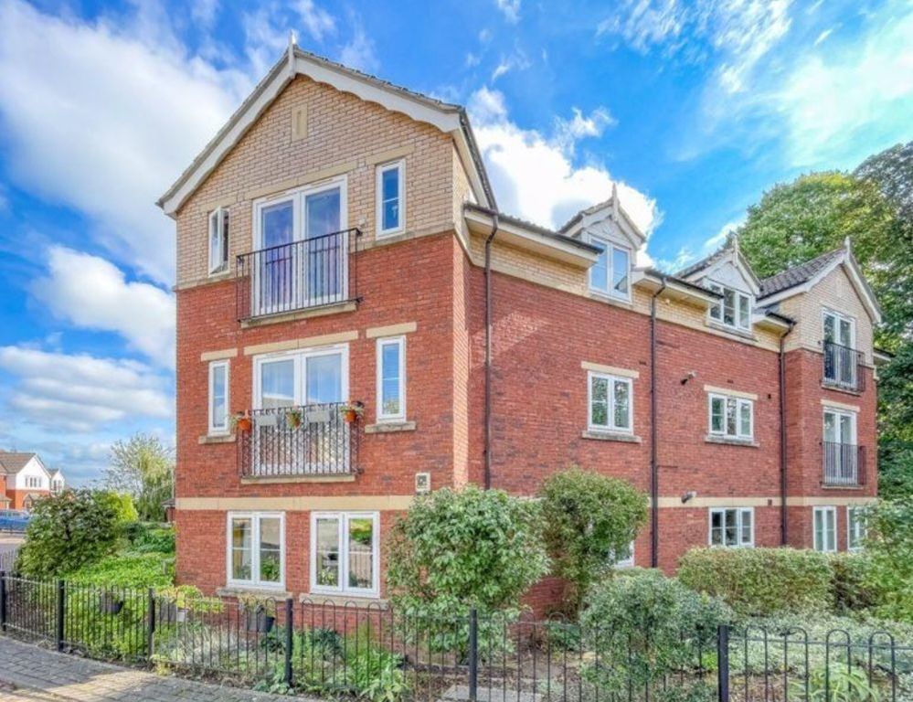 Property photo 1 of 11