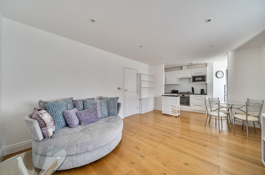 Property photo 2 of 22 1362144-8-68E7E27...