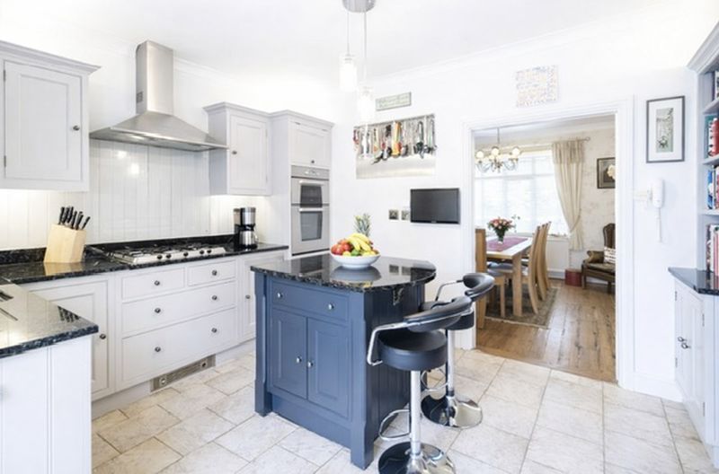 Property photo 2 of 31 Kitchen Diner To Dining