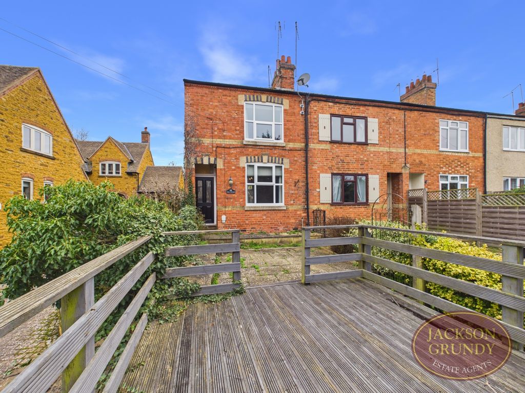 Property photo 1 of 17 Northall