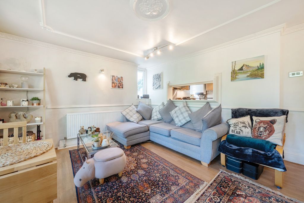 Property photo 2 of 17 1317148-10-68665E...