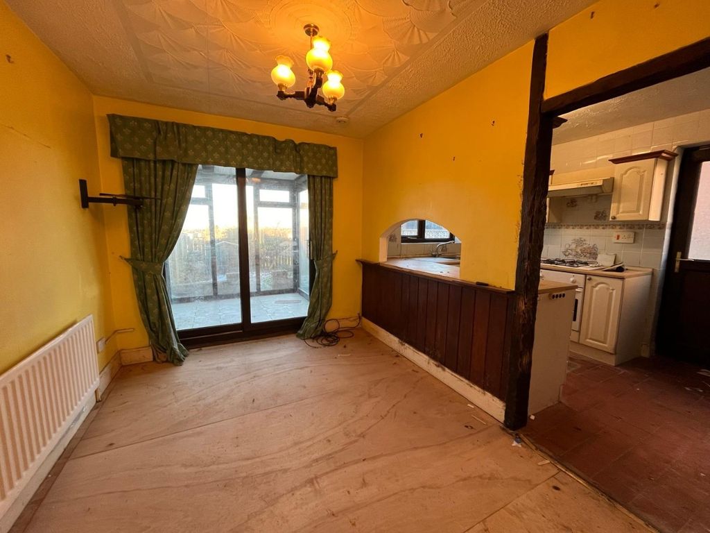 Property photo 2 of 20 4632012