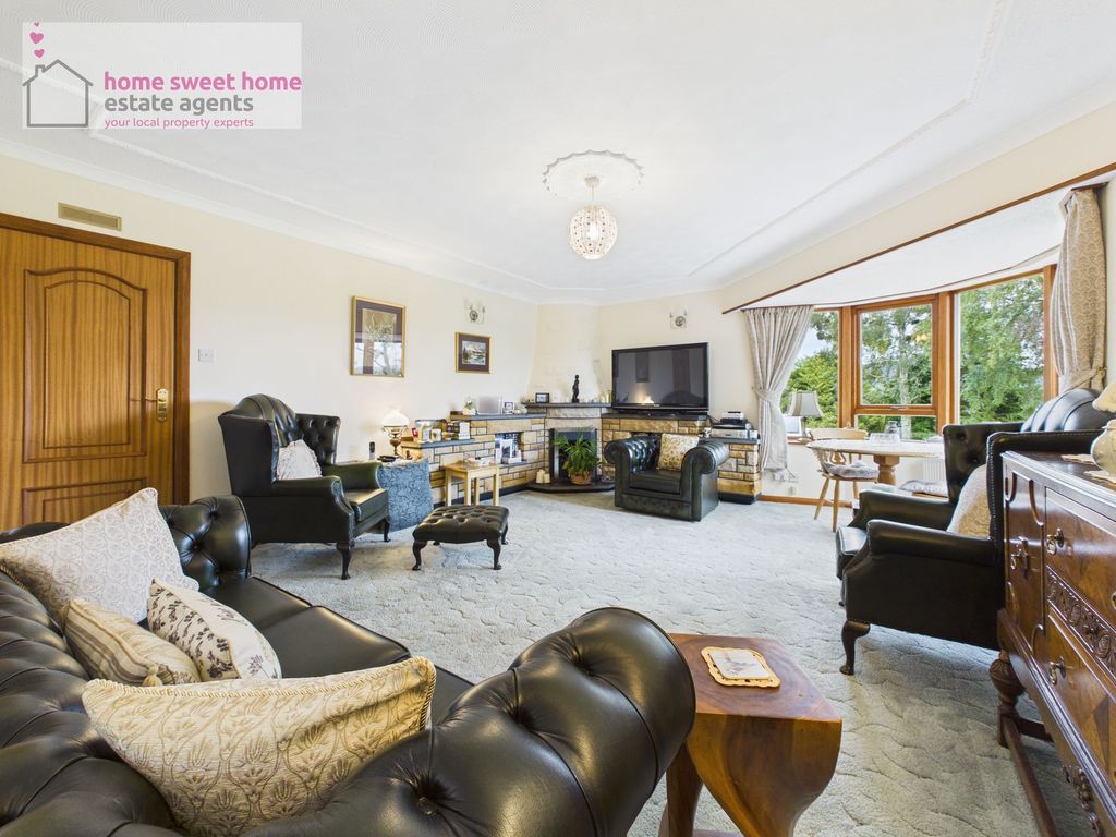Property photo 2 of 54