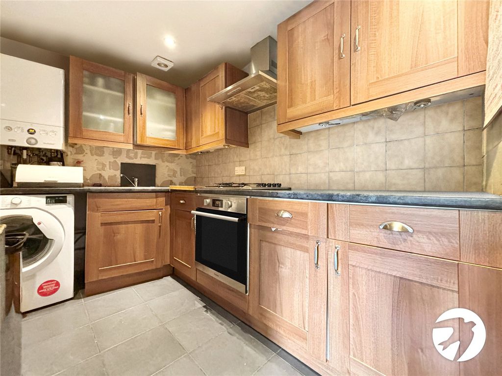 Property photo 2 of 8 Picture No. 04