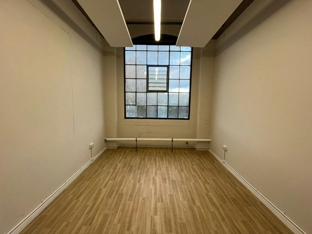 Property photo 2 of 17 729d4137c52F4Ebc9661E42Ca3B70582.Jpg