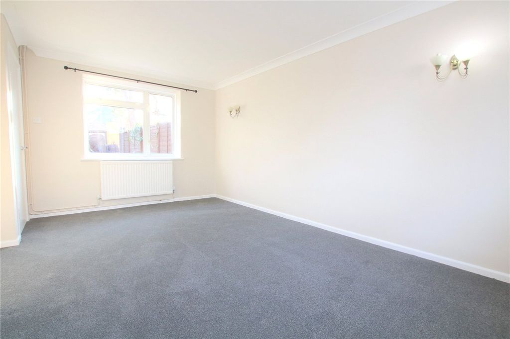 Property photo 3 of 11 Picture No. 13