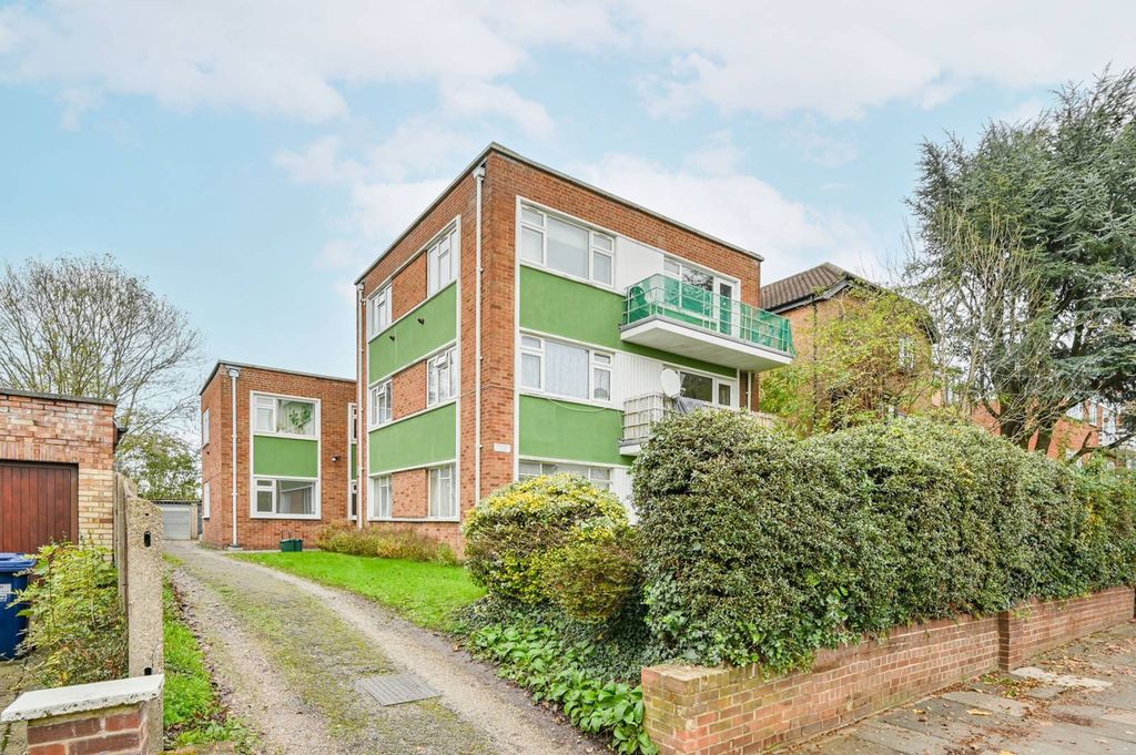 Property photo 1 of 7