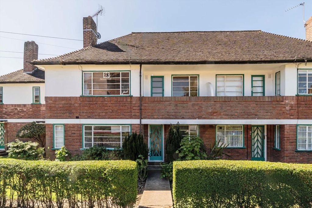 Property photo 1 of 6