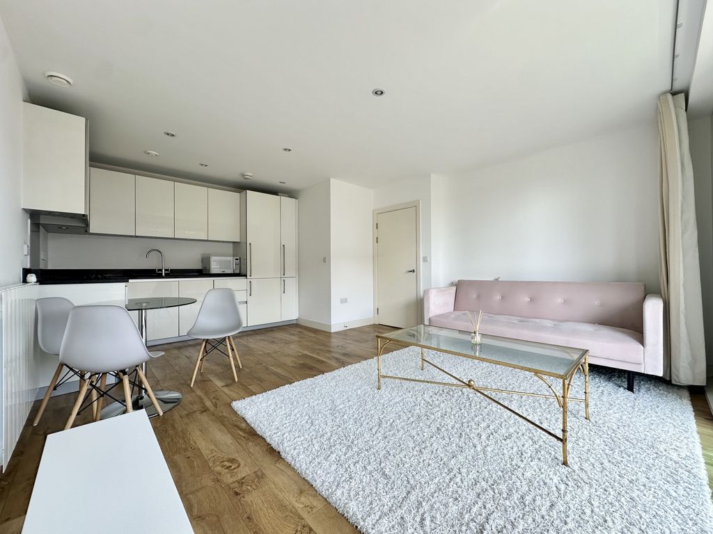 Property photo 1 of 8 Open Plan