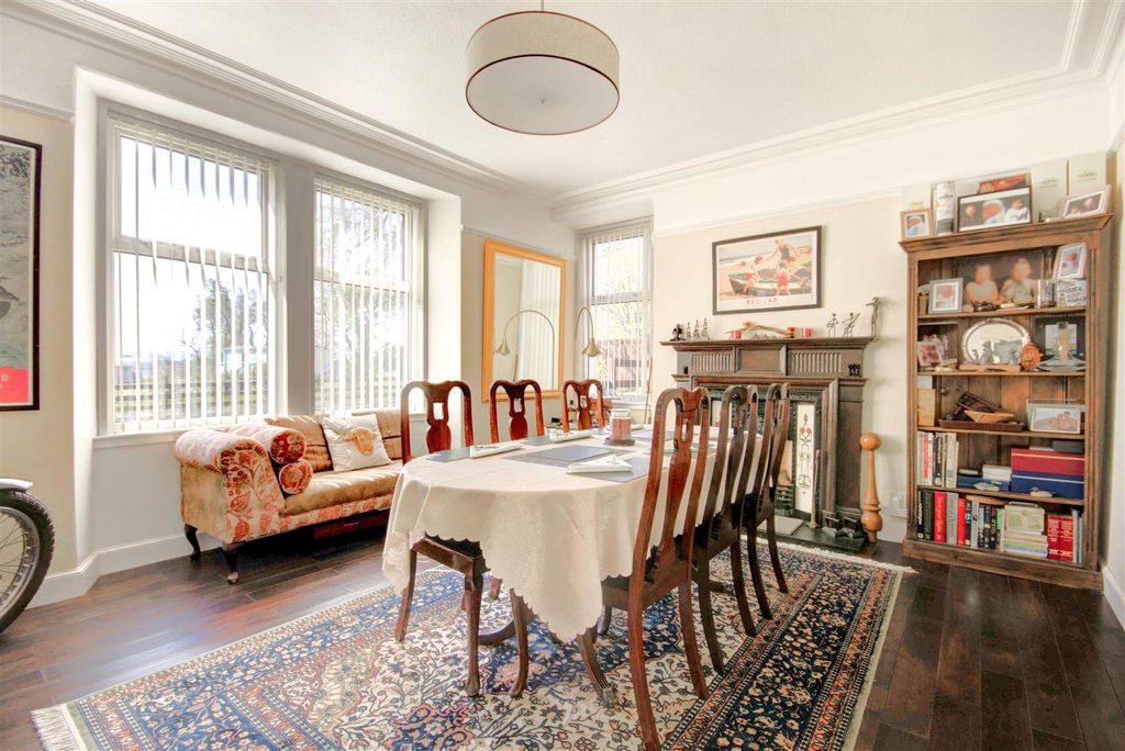 Property photo 2 of 37 Dining Room